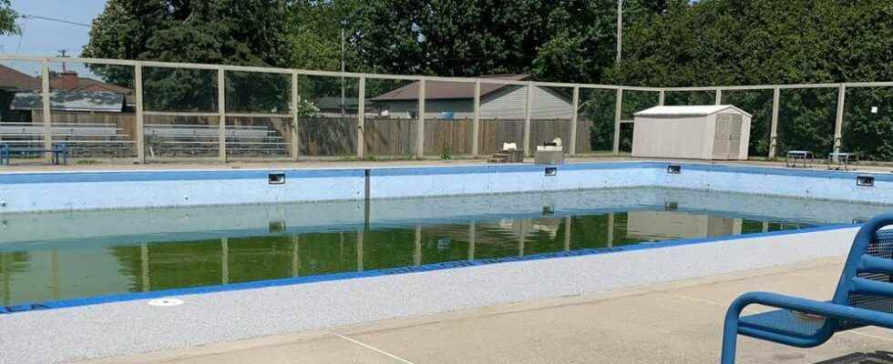 1677568116 Delhi pool to be closed over the summer