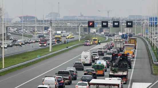 Accidents on Utrecht highways A28 delayed by one hour