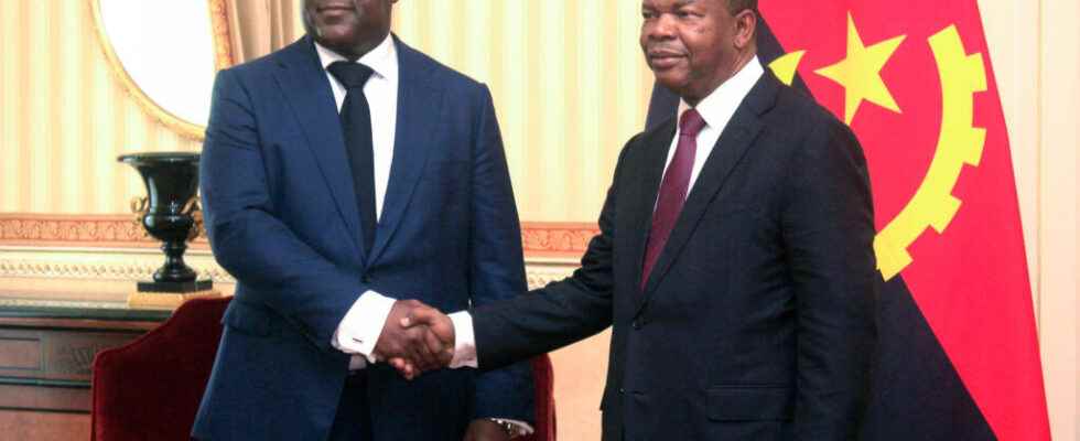 Angola tries to maintain a process of dialogue between the
