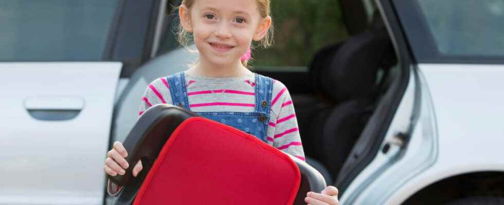 Booster seat in the car age height is it compulsory