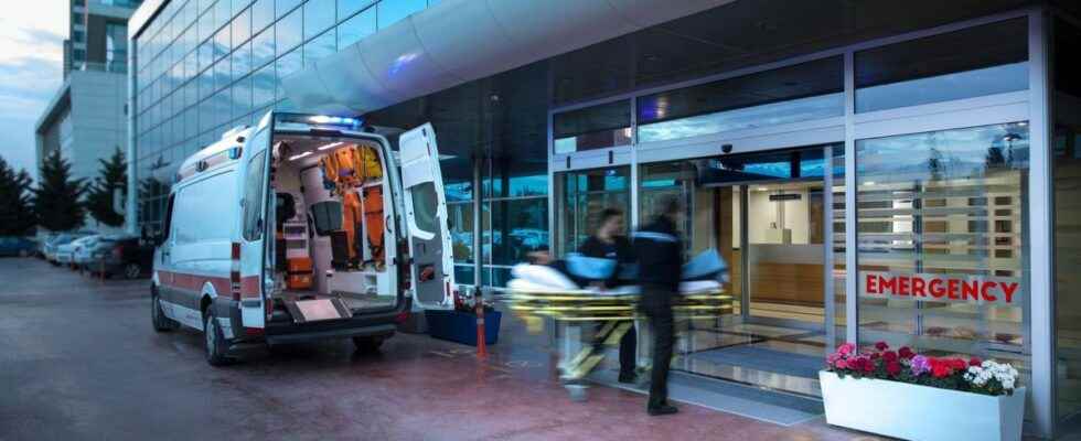 Boulogne Billancourt 5 people injured by a patient at Ambroise Pare hospital