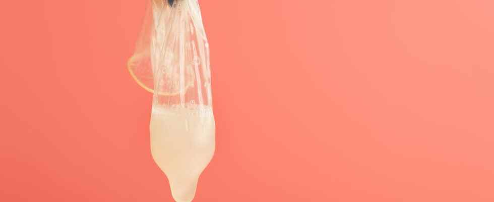 Condom that cracks slips gets stuck in the vagina what