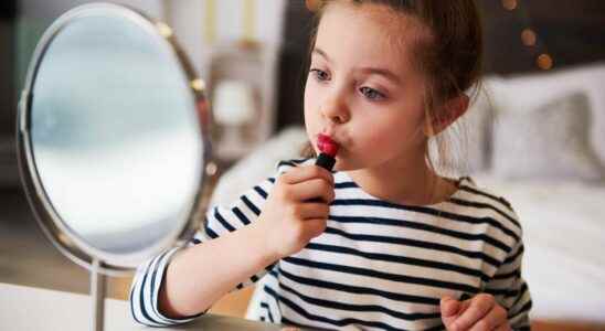 Glitter gloss paint children exposed to toxic substances from an