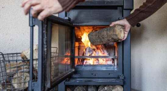 Hoogland wood stove causes not enough nuisance to intervene neighbors