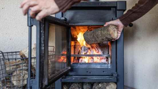 Hoogland wood stove causes not enough nuisance to intervene neighbors