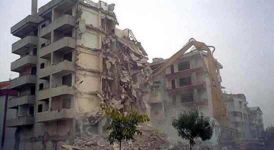 How many lives were lost in Kahramanmaras earthquakes How many