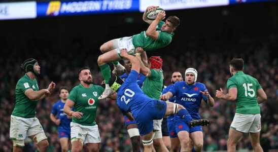 Ireland win against France and end their unbeaten streak