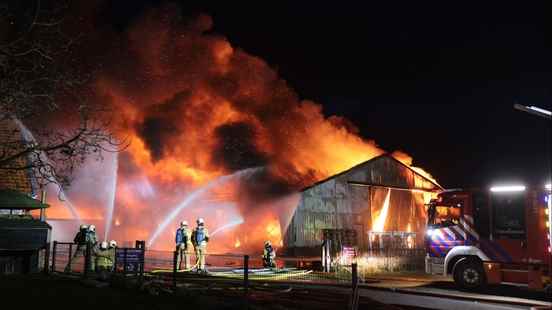 Large fire destroys warehouse of contractor company in Werkhoven