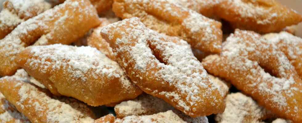 Mardi gras 2023 bugne waffle earbud our carnival donut recipe