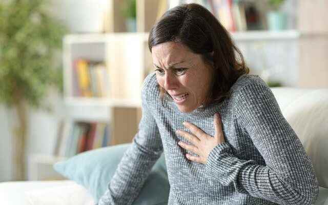 No one knows about this symptom of a heart attack
