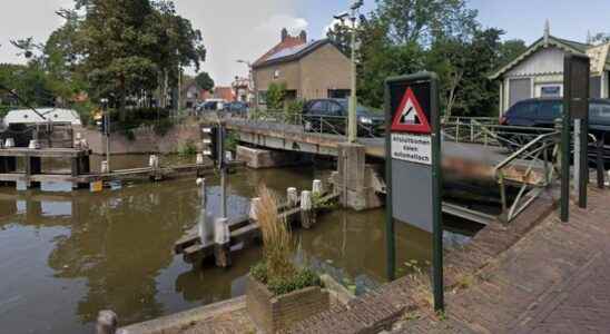 Renovation of Swing Bridge in Montfoort will take longer Quay