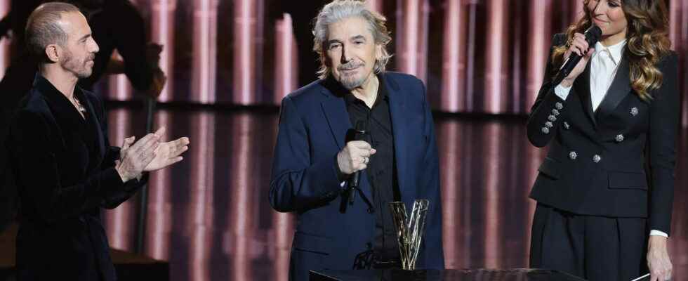 Serge Lama sick his moving speech at the Victoires de