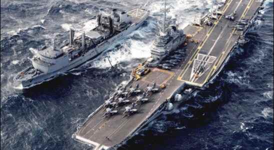 The Brazilian Navy will sink the former aircraft carrier Foch