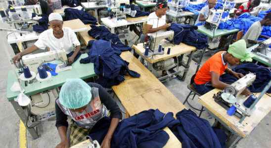 a textile company lays off 3500 employees due to the