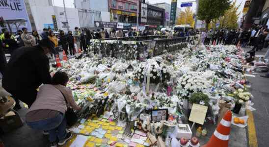 conflict between families and authorities over the altar of Itaewon